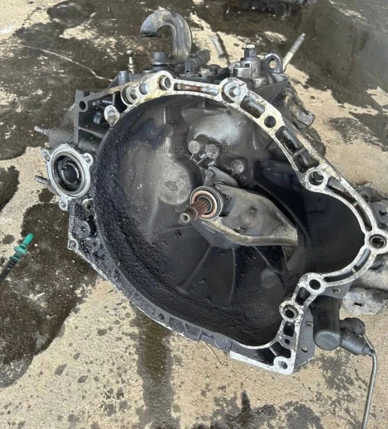 Peugeot 307 2.0 HDI 107кс, снимка 6 - Автомобили и джипове - 52499759