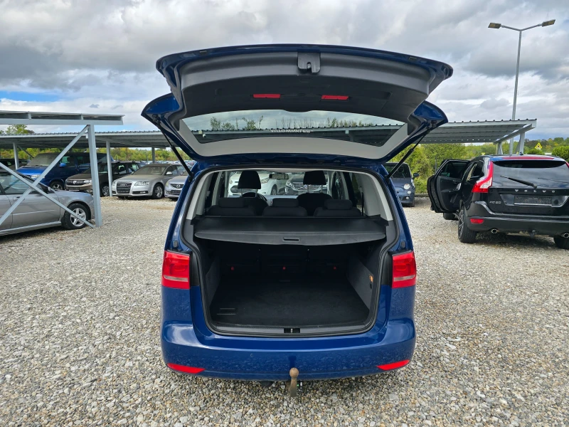 VW Touran 1, 6 TDI АВТОМАТИК !! LED !! РЕАЛНИ КИЛОМЕТРИ ! !!, снимка 16 - Автомобили и джипове - 52024325