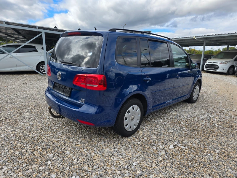 VW Touran 1, 6 TDI АВТОМАТИК !! LED !! РЕАЛНИ КИЛОМЕТРИ ! !!, снимка 5 - Автомобили и джипове - 52024325
