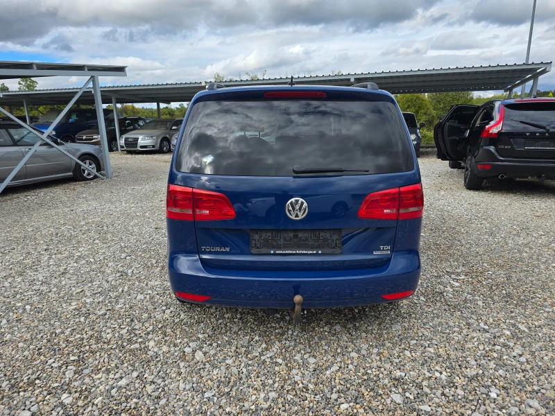 VW Touran 1, 6 TDI АВТОМАТИК !! LED !! РЕАЛНИ КИЛОМЕТРИ ! !!, снимка 4 - Автомобили и джипове - 52024325