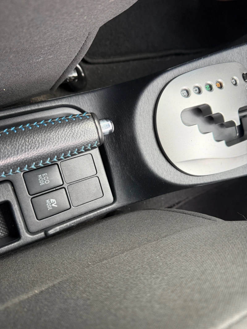 Toyota Yaris 1.5 HYBRID-AUTOMAT-CAMERA-75к.с, снимка 17 - Автомобили и джипове - 52065356