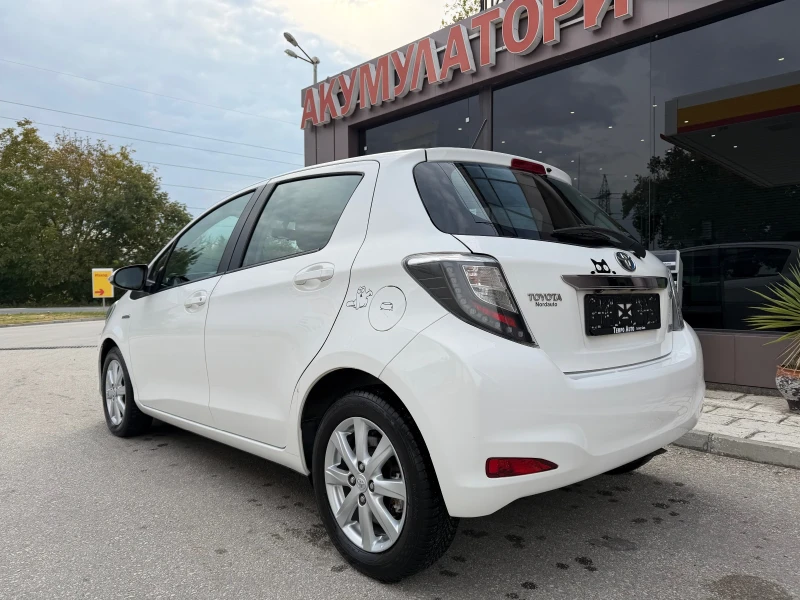 Toyota Yaris 1.5 HYBRID-AUTOMAT-CAMERA-75к.с, снимка 4 - Автомобили и джипове - 52065356