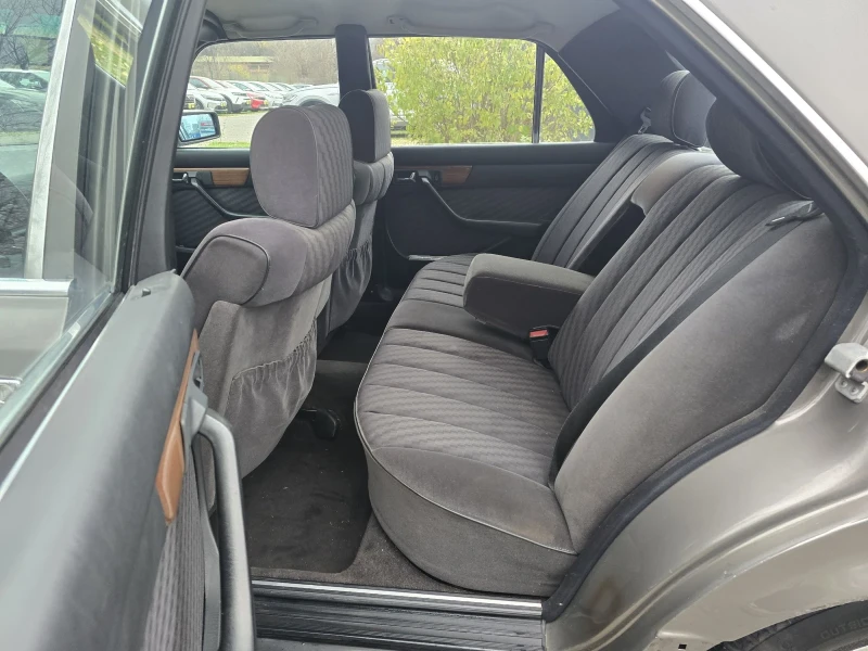 Mercedes-Benz 126 300SE/АВТОМАТИК/ВНОС ОТ ИСПАНИЯ, снимка 11 - Автомобили и джипове - 52185620