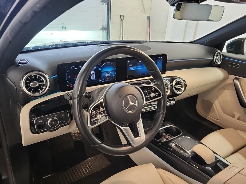 Mercedes-Benz A 250 4MATIC * * CARFAX * * АВТО КРЕДИТ * * , снимка 6 - Автомобили и джипове - 52520617