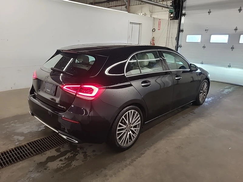 Mercedes-Benz A 250 4MATIC * * CARFAX * * АВТО КРЕДИТ * * , снимка 3 - Автомобили и джипове - 52520617