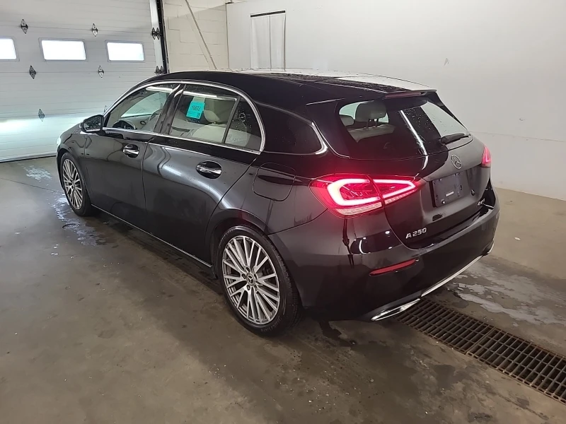 Mercedes-Benz A 250 4MATIC * * CARFAX * * АВТО КРЕДИТ * * , снимка 4 - Автомобили и джипове - 52520617