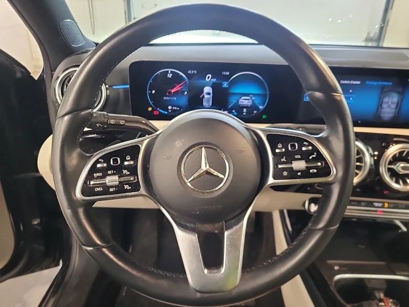 Mercedes-Benz A 250 4MATIC * * CARFAX * * АВТО КРЕДИТ * * , снимка 7 - Автомобили и джипове - 52520617