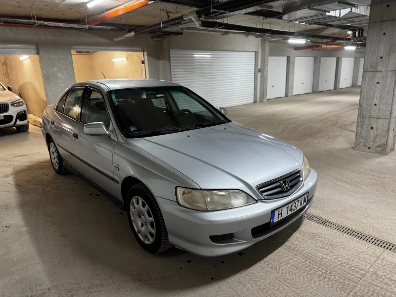 Honda Accord 1.8 VTEC, снимка 6 - Автомобили и джипове - 52967824