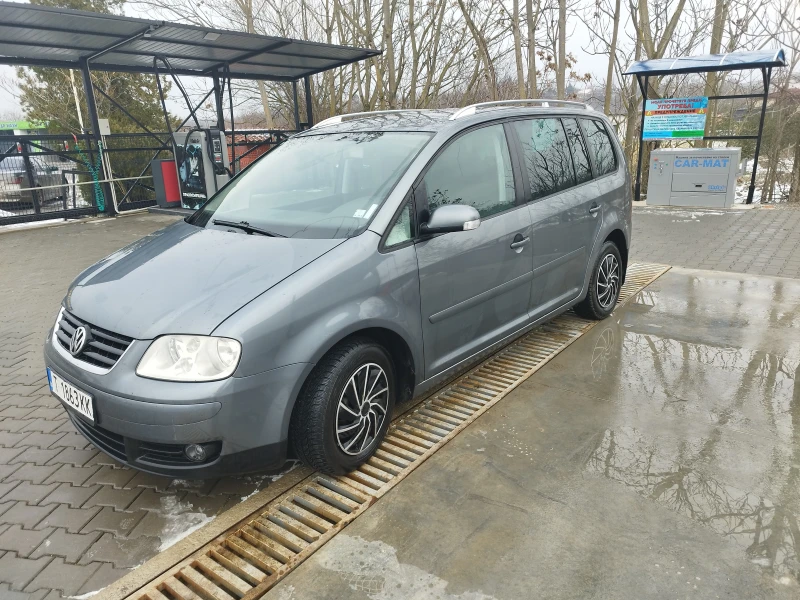 VW Touran 1, 9 TDI, снимка 4 - Автомобили и джипове - 53120564