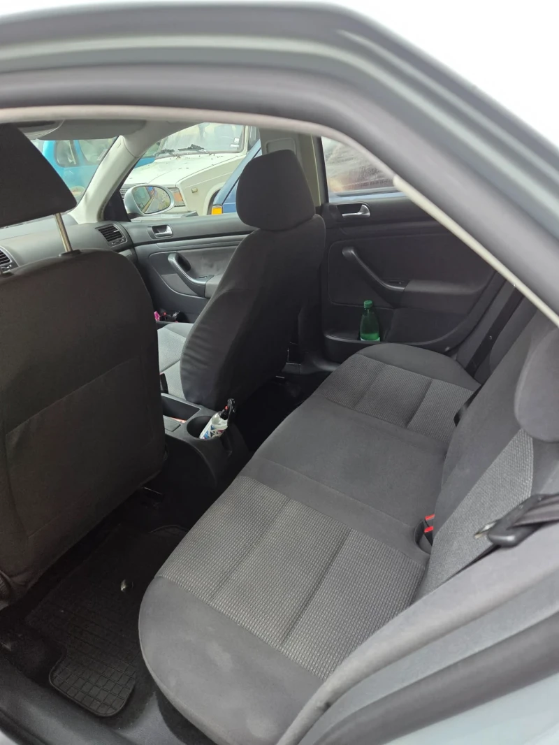 VW Jetta, снимка 6 - Автомобили и джипове - 53234027