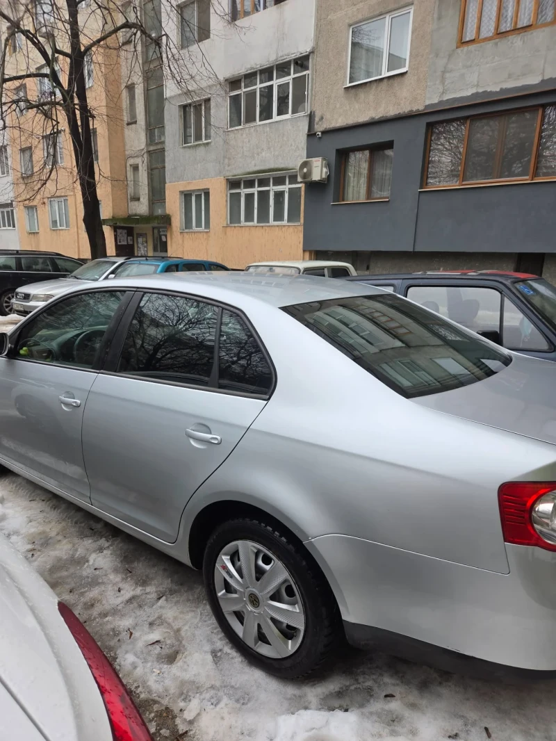 VW Jetta, снимка 3 - Автомобили и джипове - 53234027