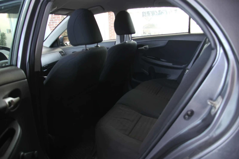 Toyota Corolla, снимка 6 - Автомобили и джипове - 53279541