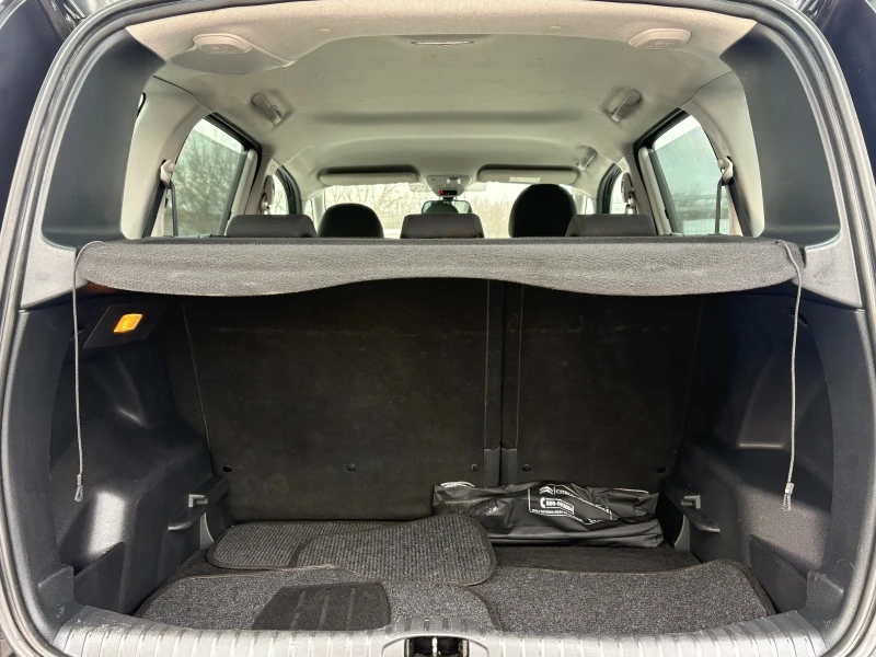 Citroen C3 Picasso 1.6 HDI-ЕВРО-6В, снимка 8 - Автомобили и джипове - 53294825