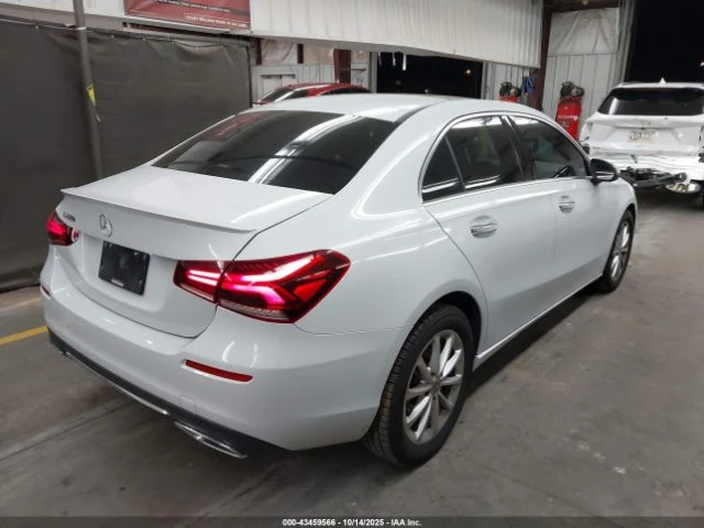 Mercedes-Benz A 220  - изображение 2