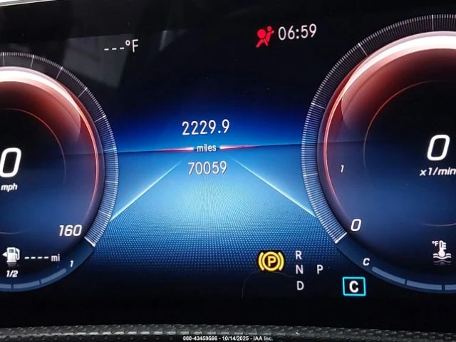 Mercedes-Benz A 220  - изображение 9