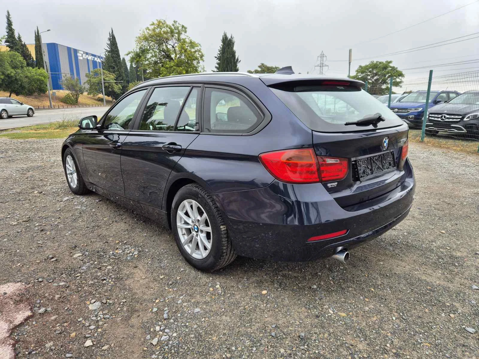 BMW 318 d Автомат - изображение 3