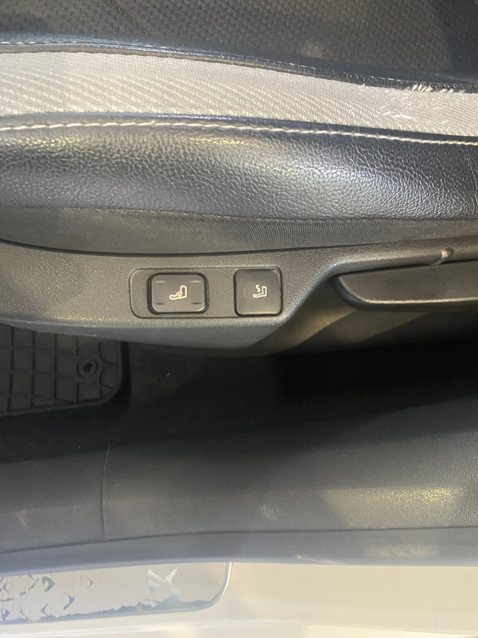 Citroen DS4 1.6 HDI - изображение 9