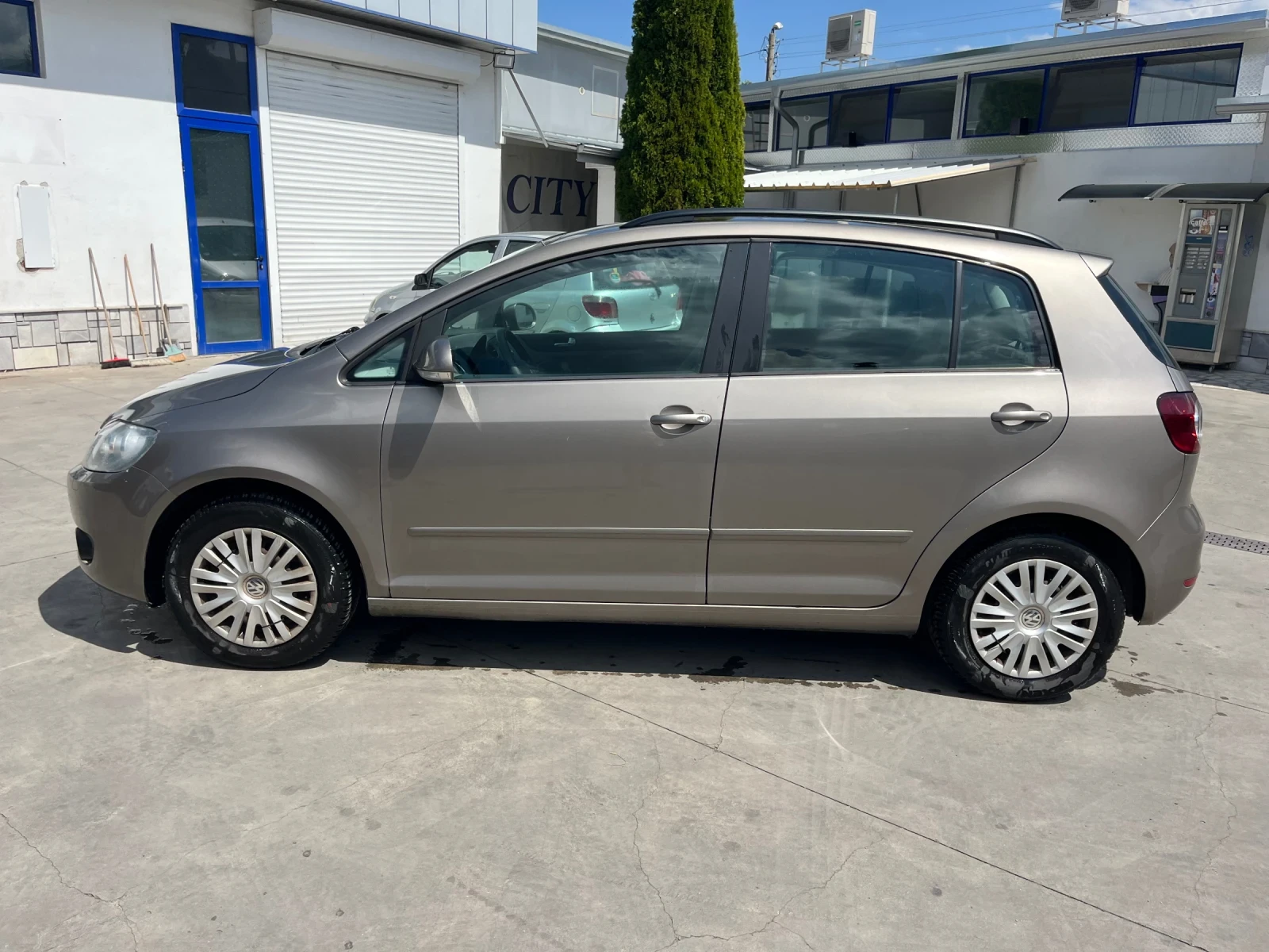 VW Golf Plus 1.6 TDI - изображение 6