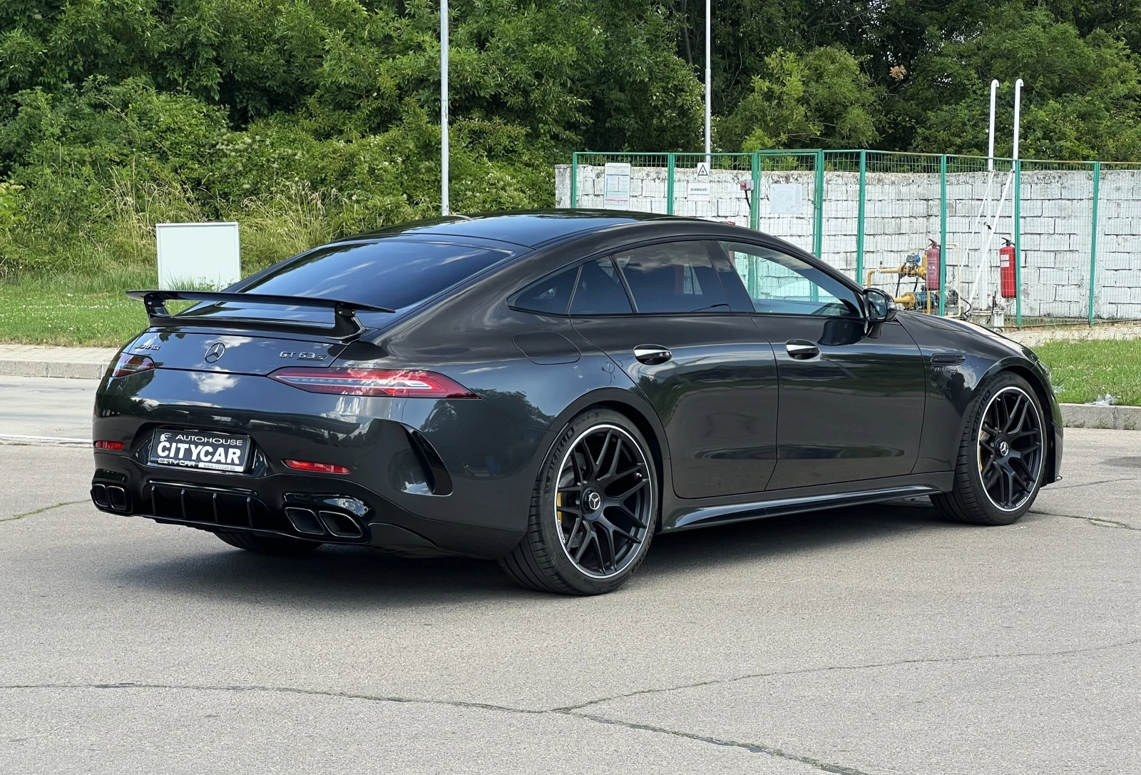 Mercedes-Benz AMG GT 63S 4-MATIC+ /AERO/CARBON/NIGHT/BURM/PANO/HEAD UP/ - изображение 6