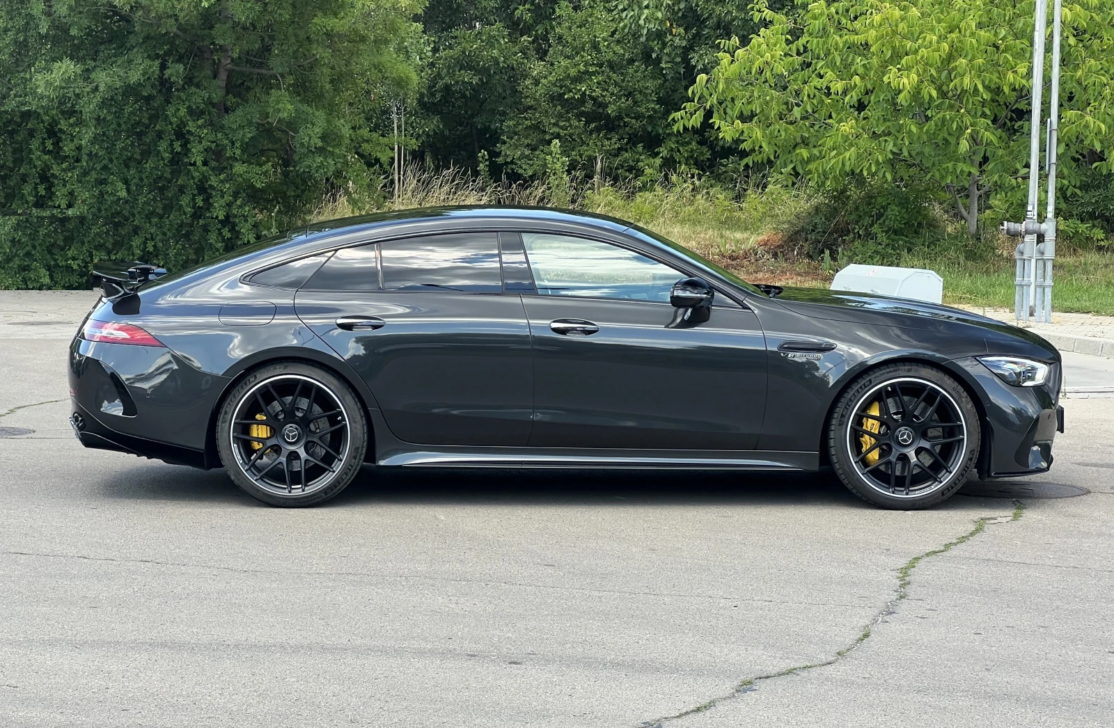 Mercedes-Benz AMG GT 63S 4-MATIC+ /AERO/CARBON/NIGHT/BURM/PANO/HEAD UP/ - изображение 7