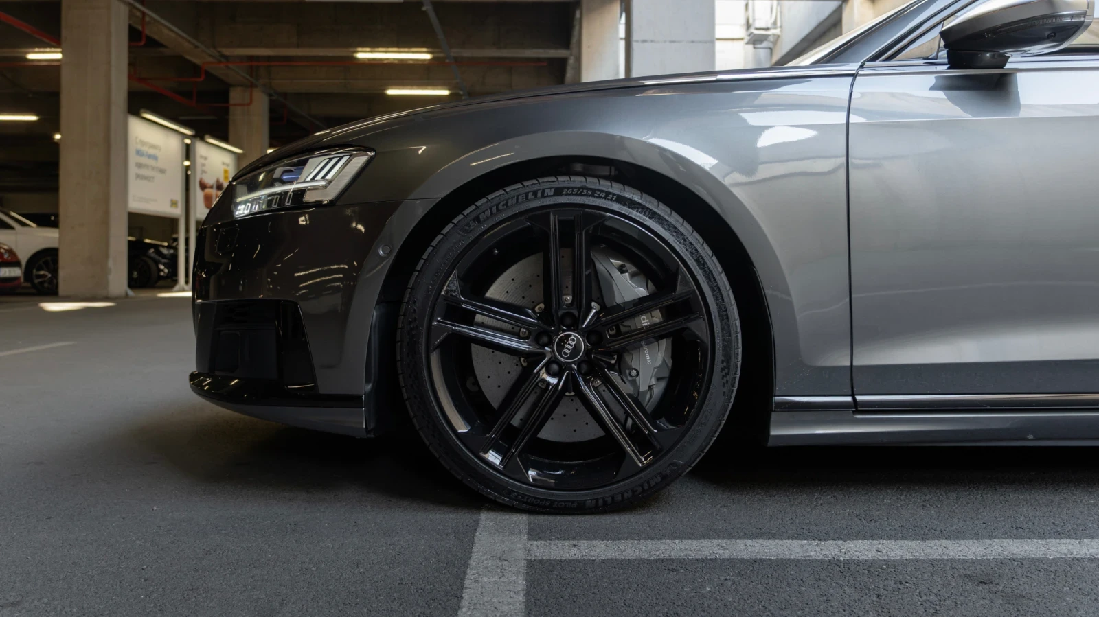 Audi S8  4.0 TFSI Готов Лизинг V8T B&O-3D  CERAMIC CARBON - изображение 3