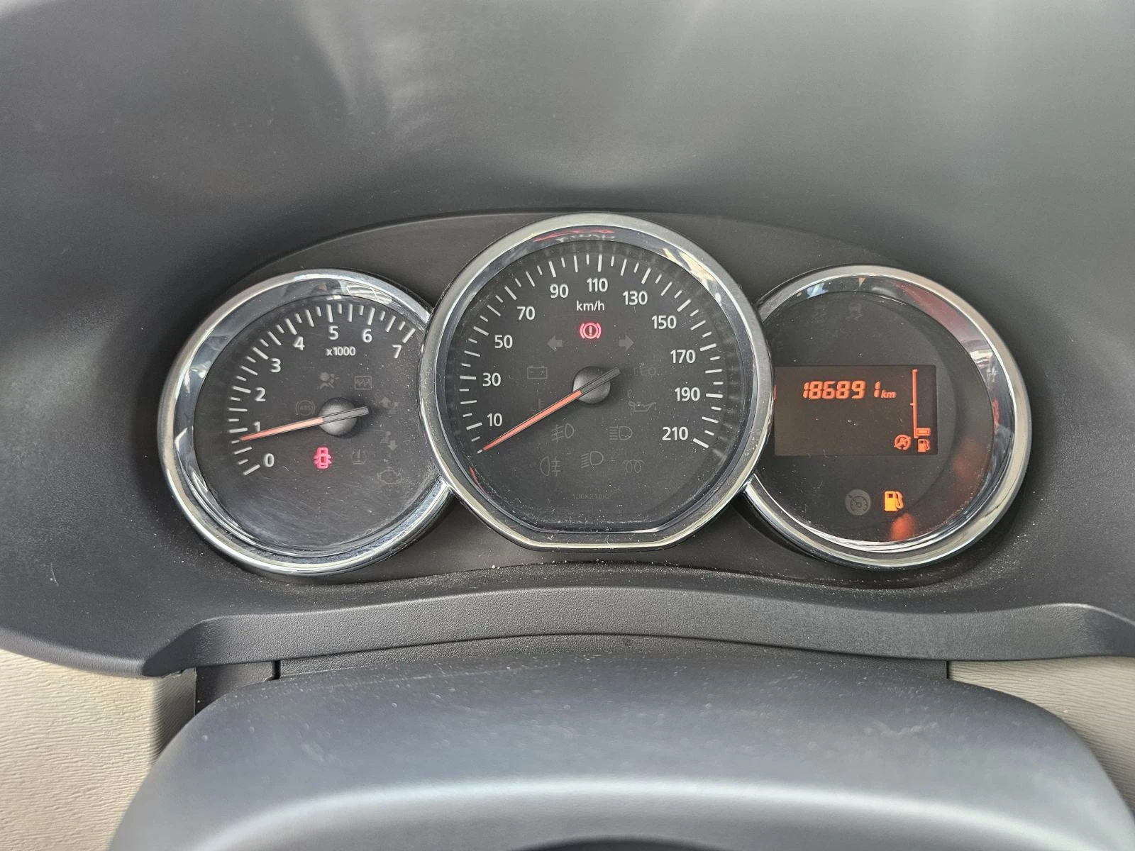 Dacia Dokker dCi 90 к.с. Дизел Stop & Start - изображение 8
