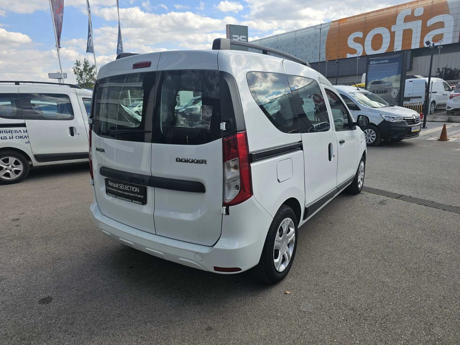 Dacia Dokker dCi 90 к.с. Дизел Stop & Start - изображение 5