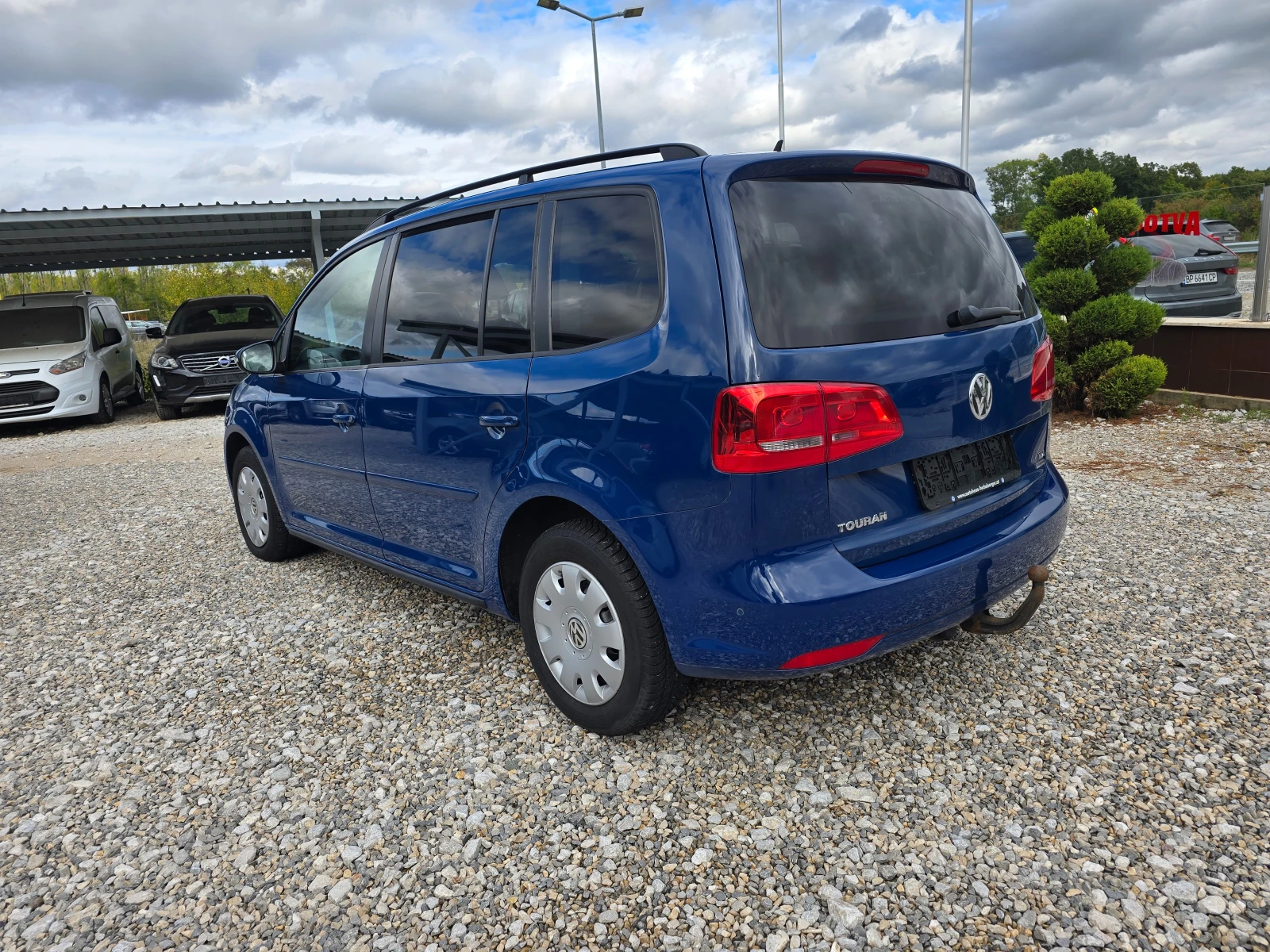 VW Touran 1, 6 TDI АВТОМАТИК !! LED !! РЕАЛНИ КИЛОМЕТРИ ! !! - изображение 3