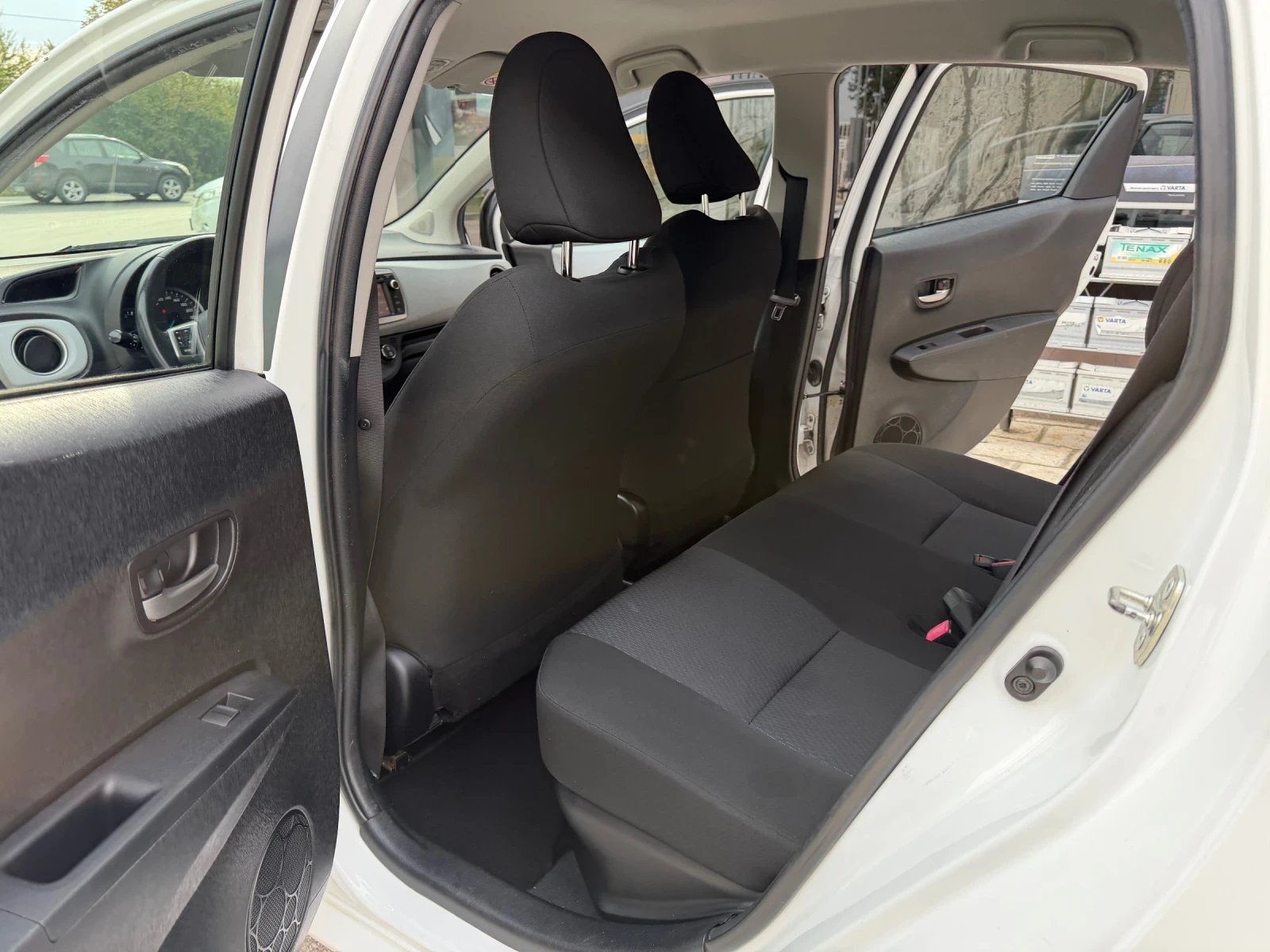 Toyota Yaris 1.5 HYBRID-AUTOMAT-CAMERA-75к.с | Mobile.bg — изображение 8
