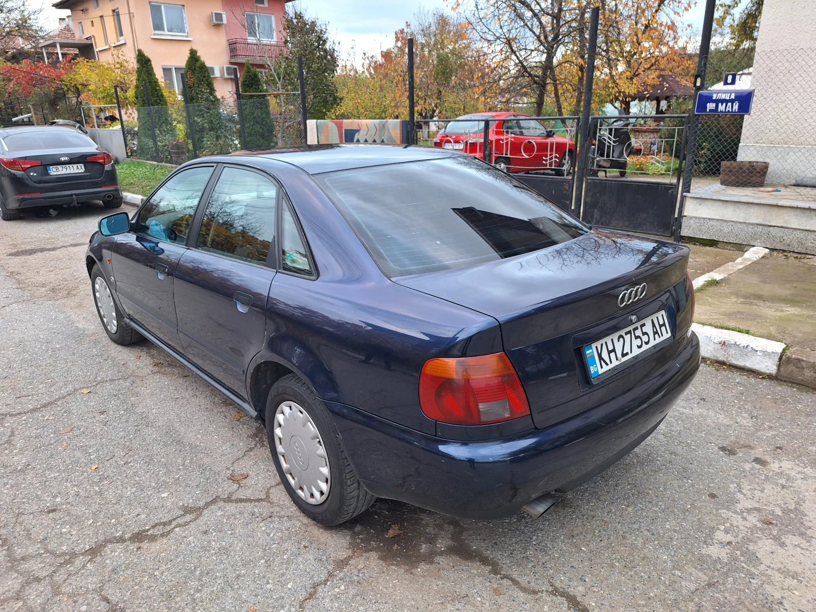 Audi A4 1.6i АГУ 101к.с. - изображение 8