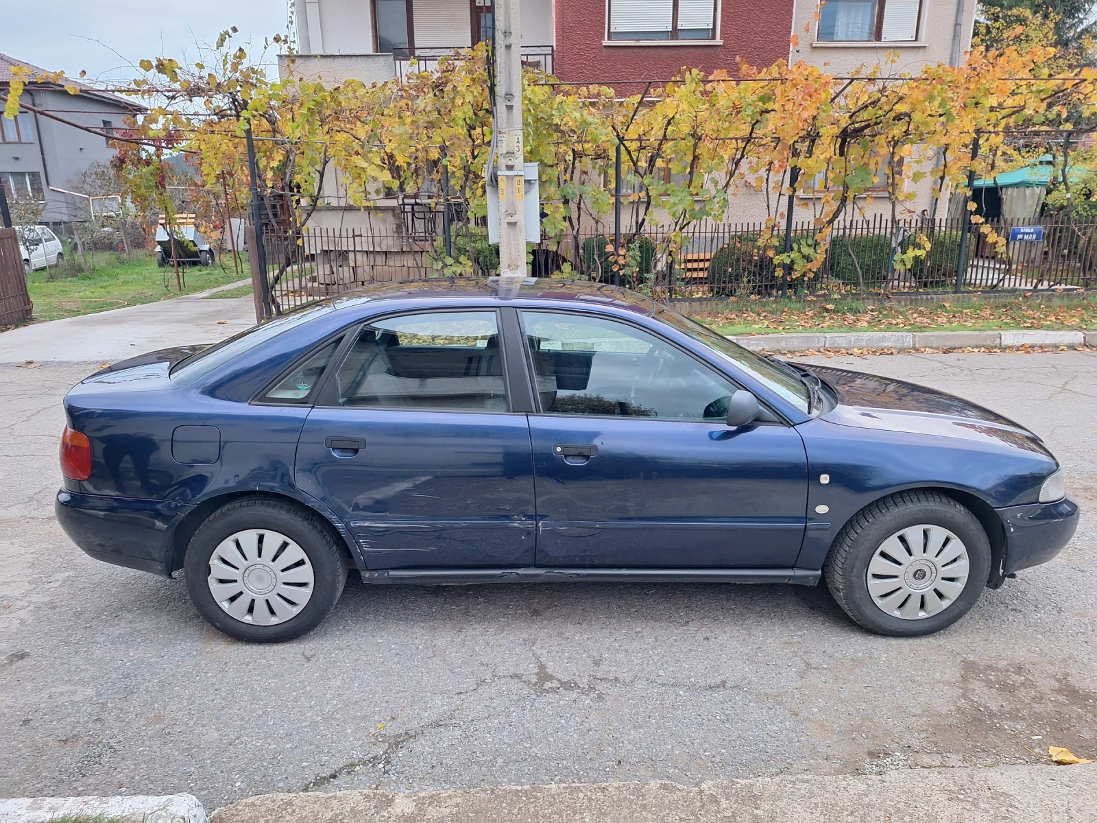 Audi A4 1.6i АГУ 101к.с. - изображение 5