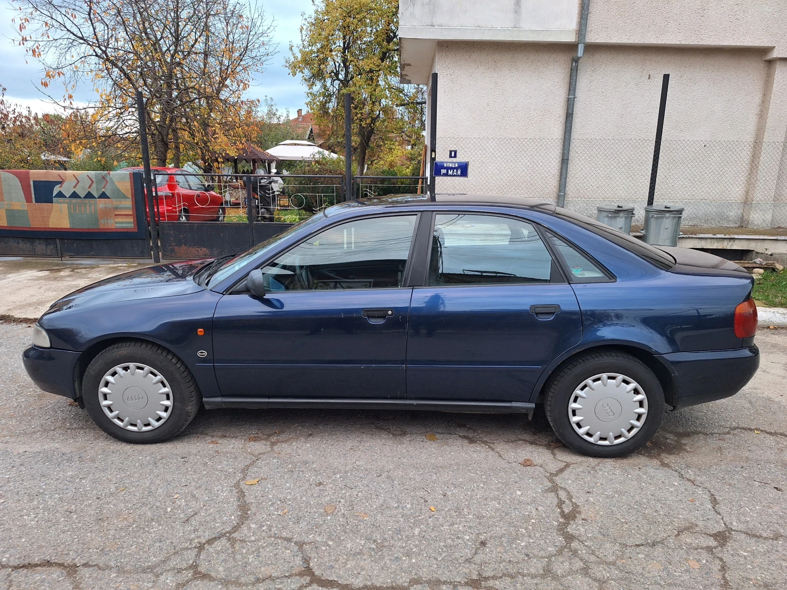 Audi A4 1.6i АГУ 101к.с. - изображение 4