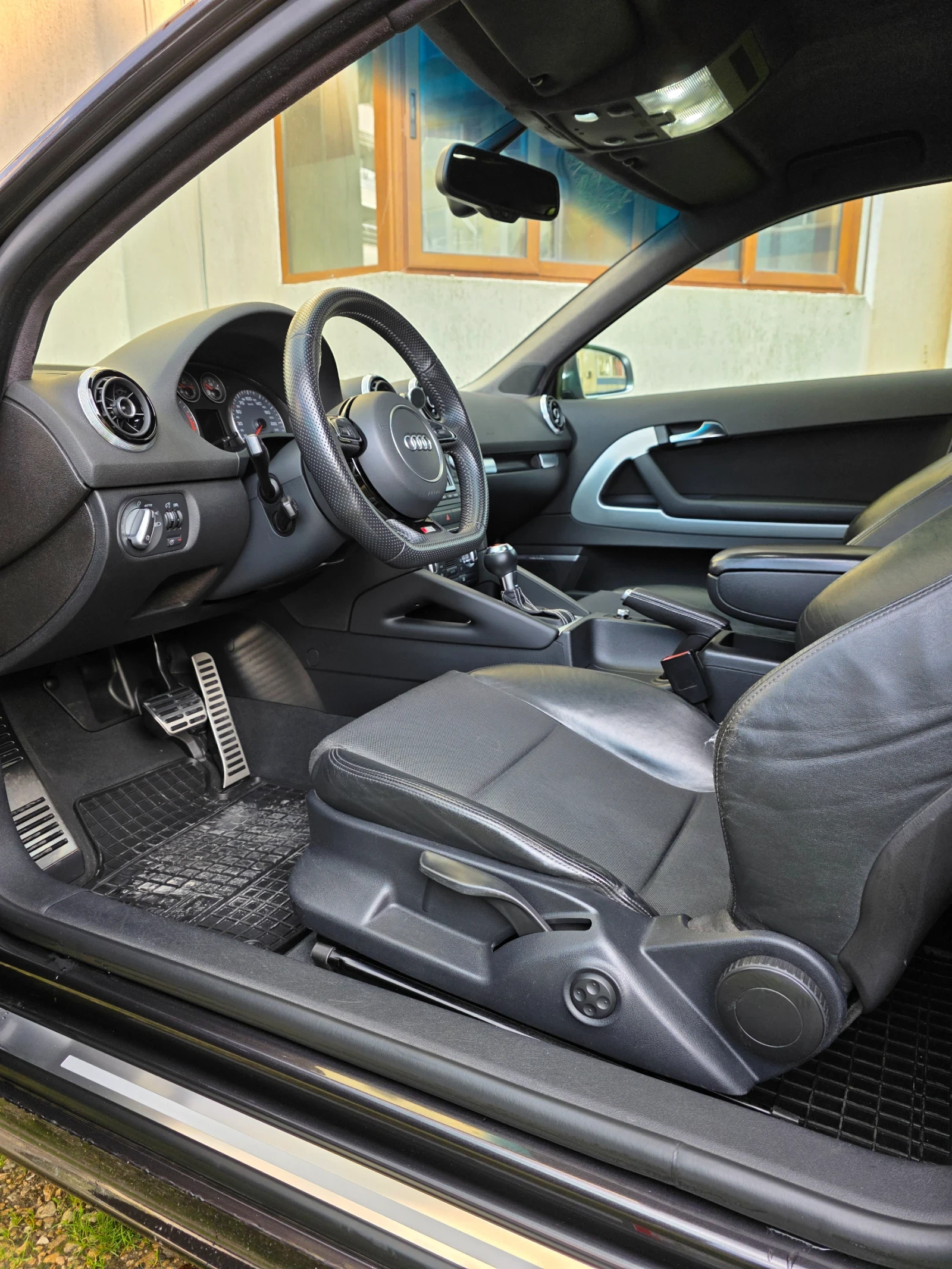 Audi A3 2.0TDI DSG - изображение 8