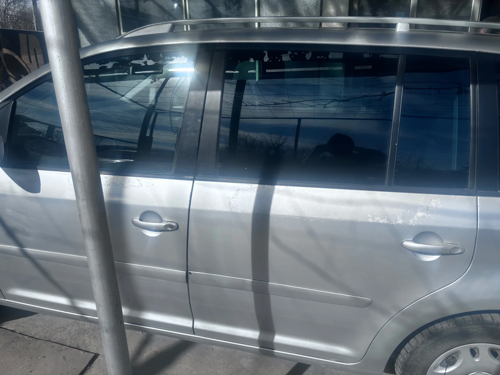 VW Touran, снимка 5 - Автомобили и джипове - 53783342