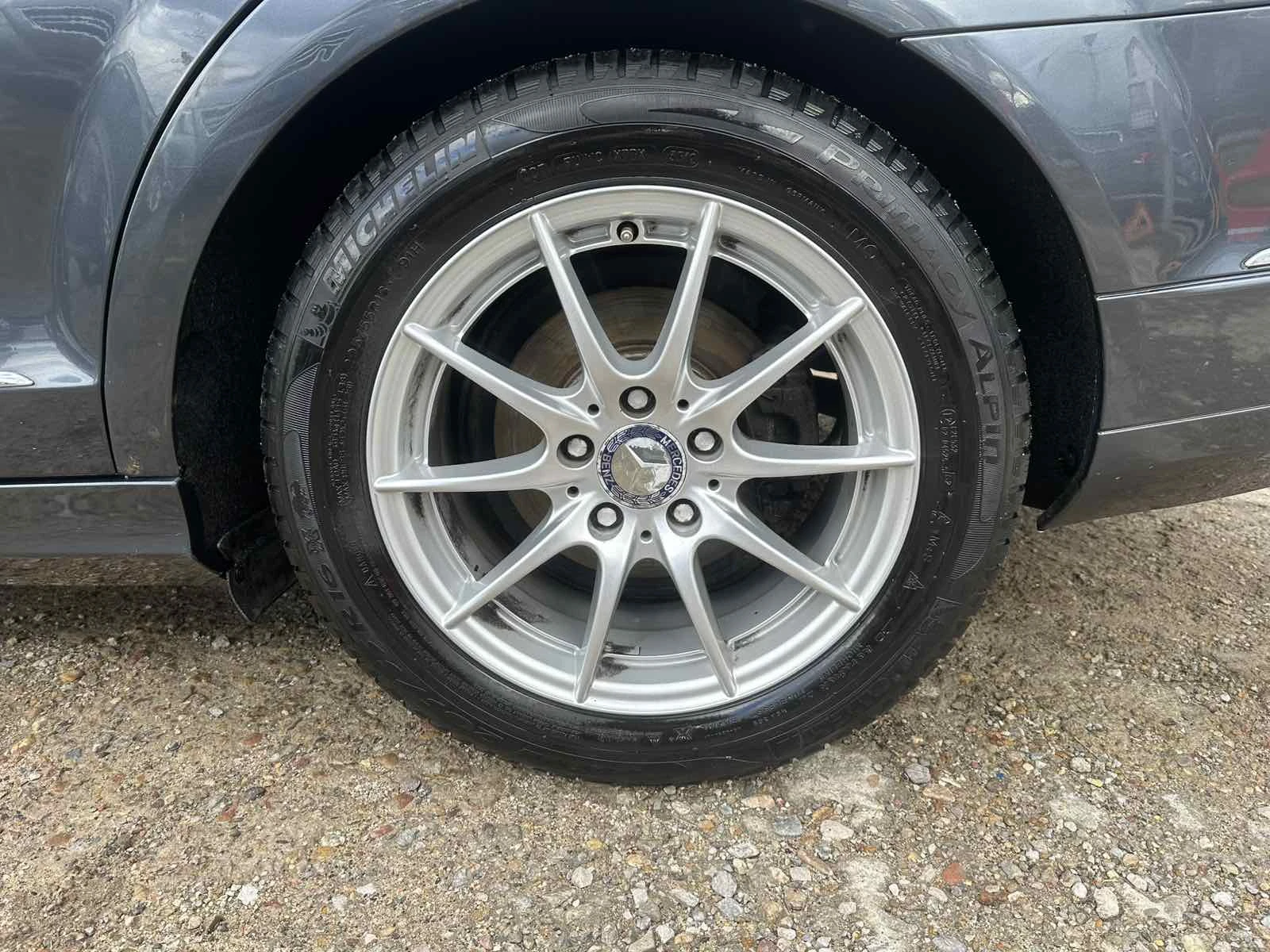 Mercedes-Benz C 180 Kompressor  Avangarde 6-скорости, снимка 16 - Автомобили и джипове - 54082529