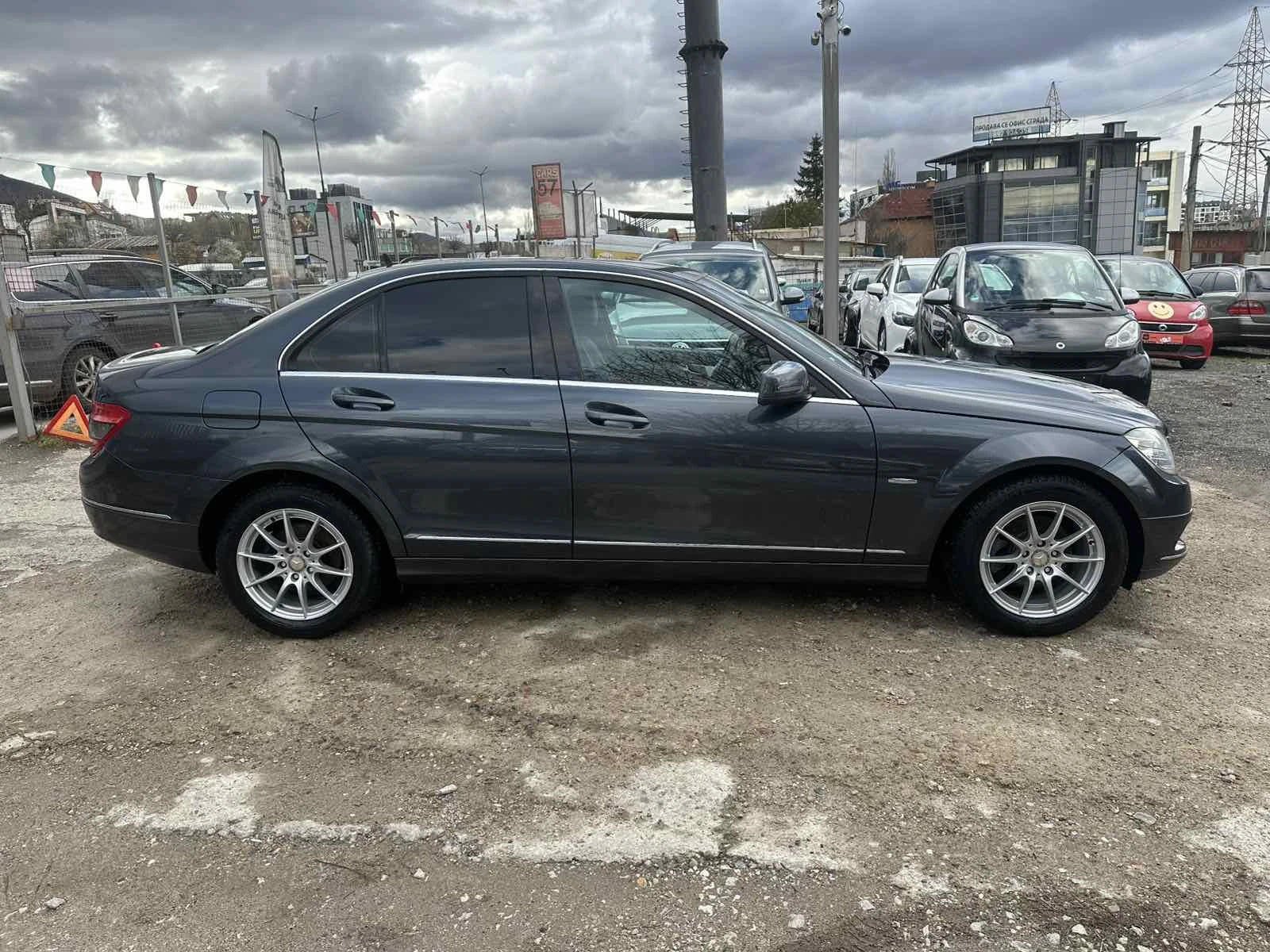 Mercedes-Benz C 180 Kompressor  Avangarde 6-скорости, снимка 7 - Автомобили и джипове - 54082529