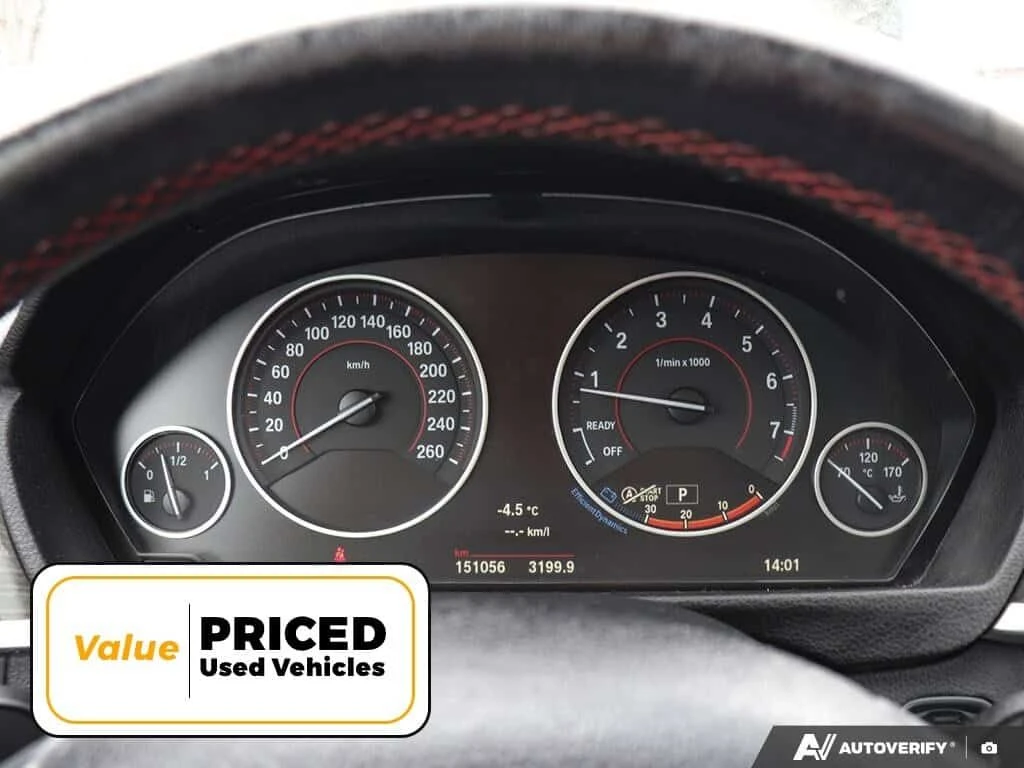 BMW 330 * 330i xDrive Sedan * CARFAX * ЦЕНА ДО БГ, снимка 12 - Автомобили и джипове - 54208199