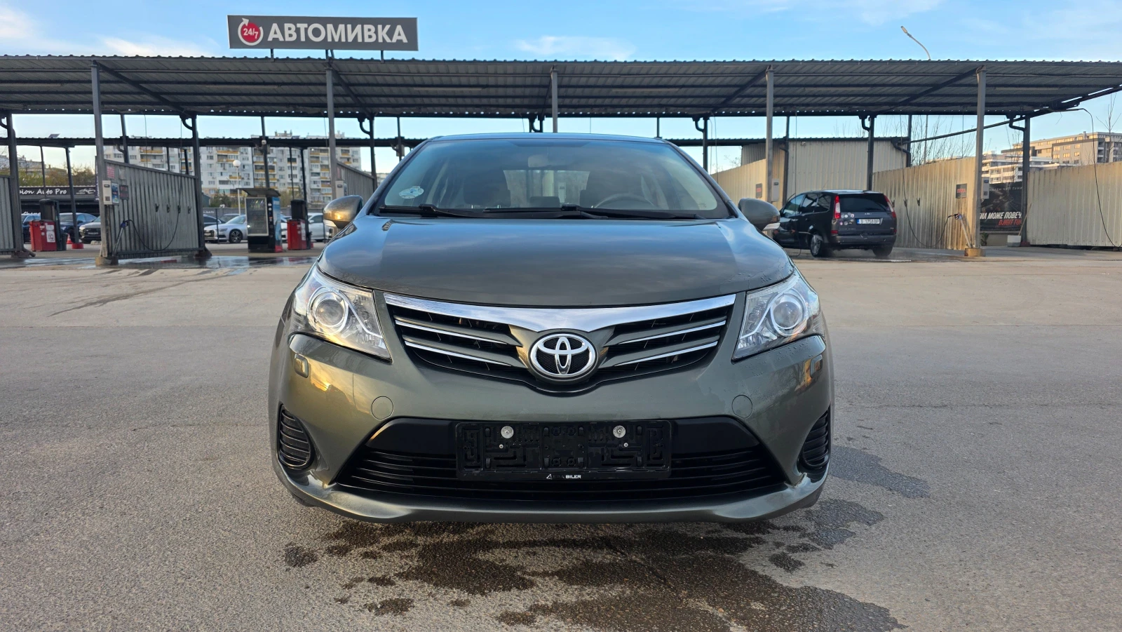 Toyota Avensis УНИКАТ/FACE LIFT, снимка 2 - Автомобили и джипове - 54209271