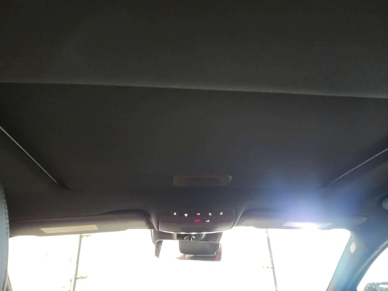 Mercedes-Benz CLS 450| BURMESTER| HUD| 360| PANO| 2 КЛЮЧА, снимка 14 - Автомобили и джипове - 54229265