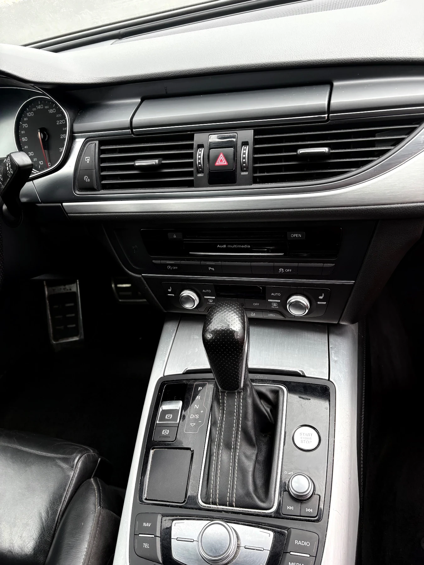 Audi A6, снимка 8 - Автомобили и джипове - 54574278