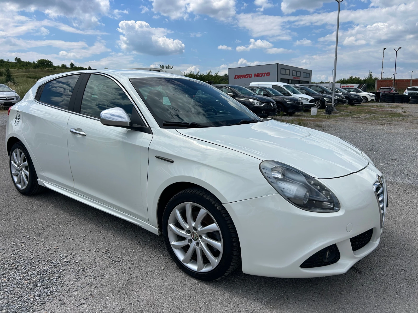 Alfa Romeo Giulietta 1.4t, снимка 2 - Автомобили и джипове - 54971754