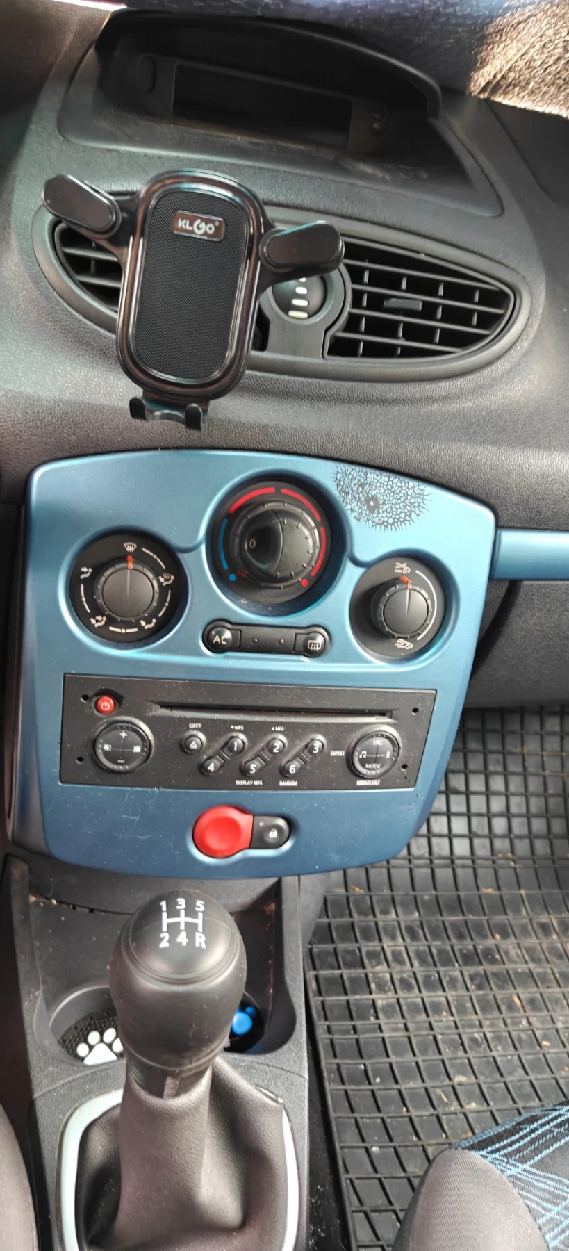 Renault Clio III DCI, снимка 6 - Автомобили и джипове - 55119056