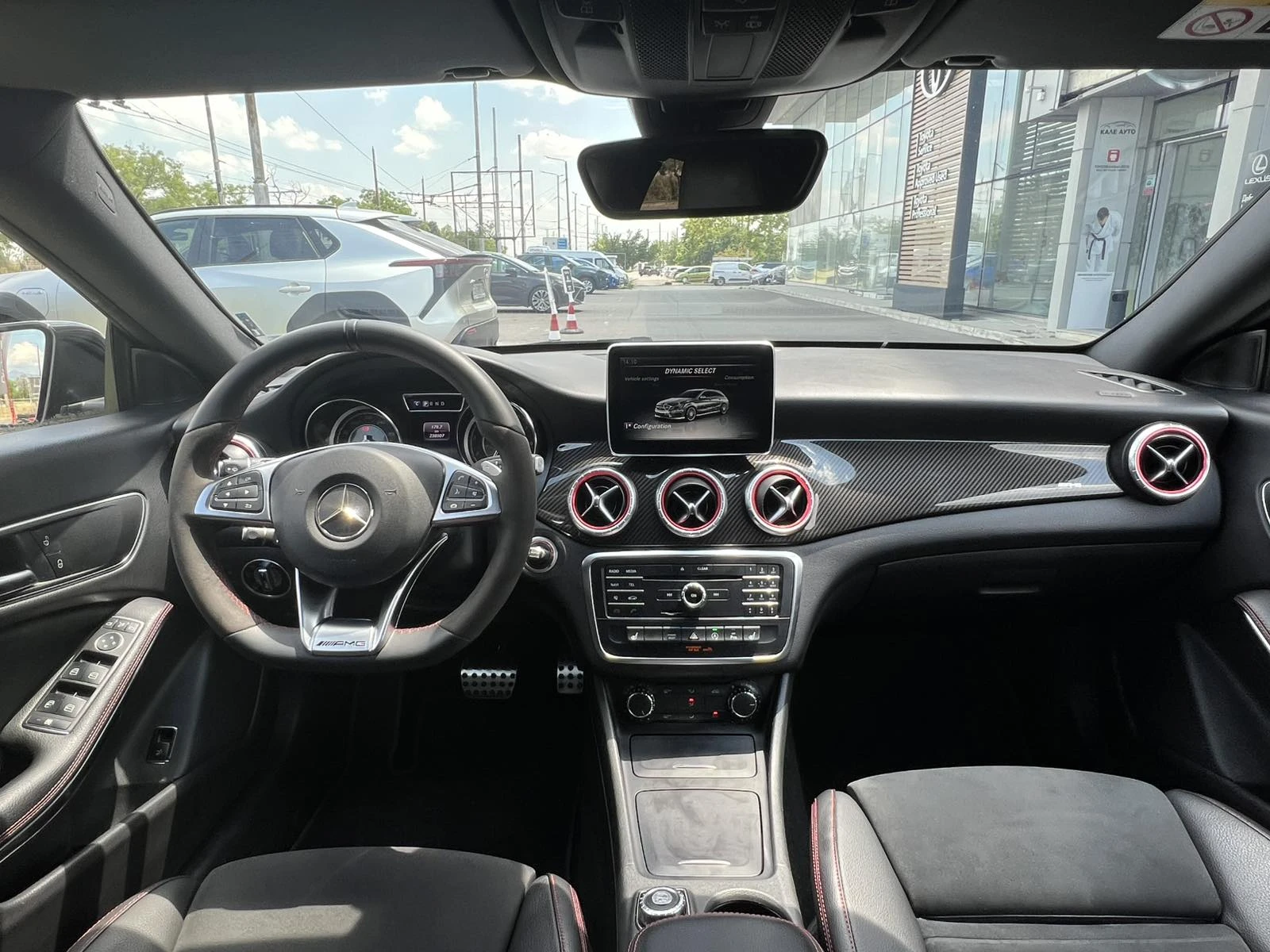 Mercedes-Benz CLA 180 AMG Line AUTOMATIC, снимка 17 - Автомобили и джипове - 55122981