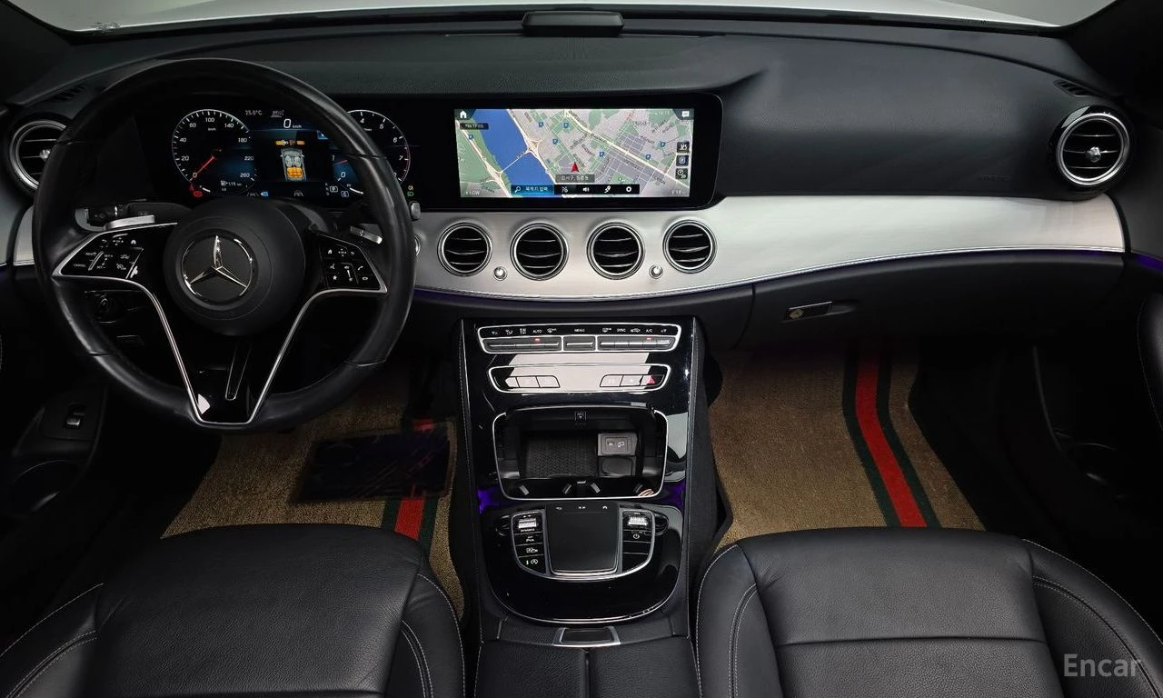Mercedes-Benz E 250 AVANTGARDE* DISTRONIC* КАМЕРА* ШИБИДАХ* КРАЙНА ЦЕН, снимка 10 - Автомобили и джипове - 55446547