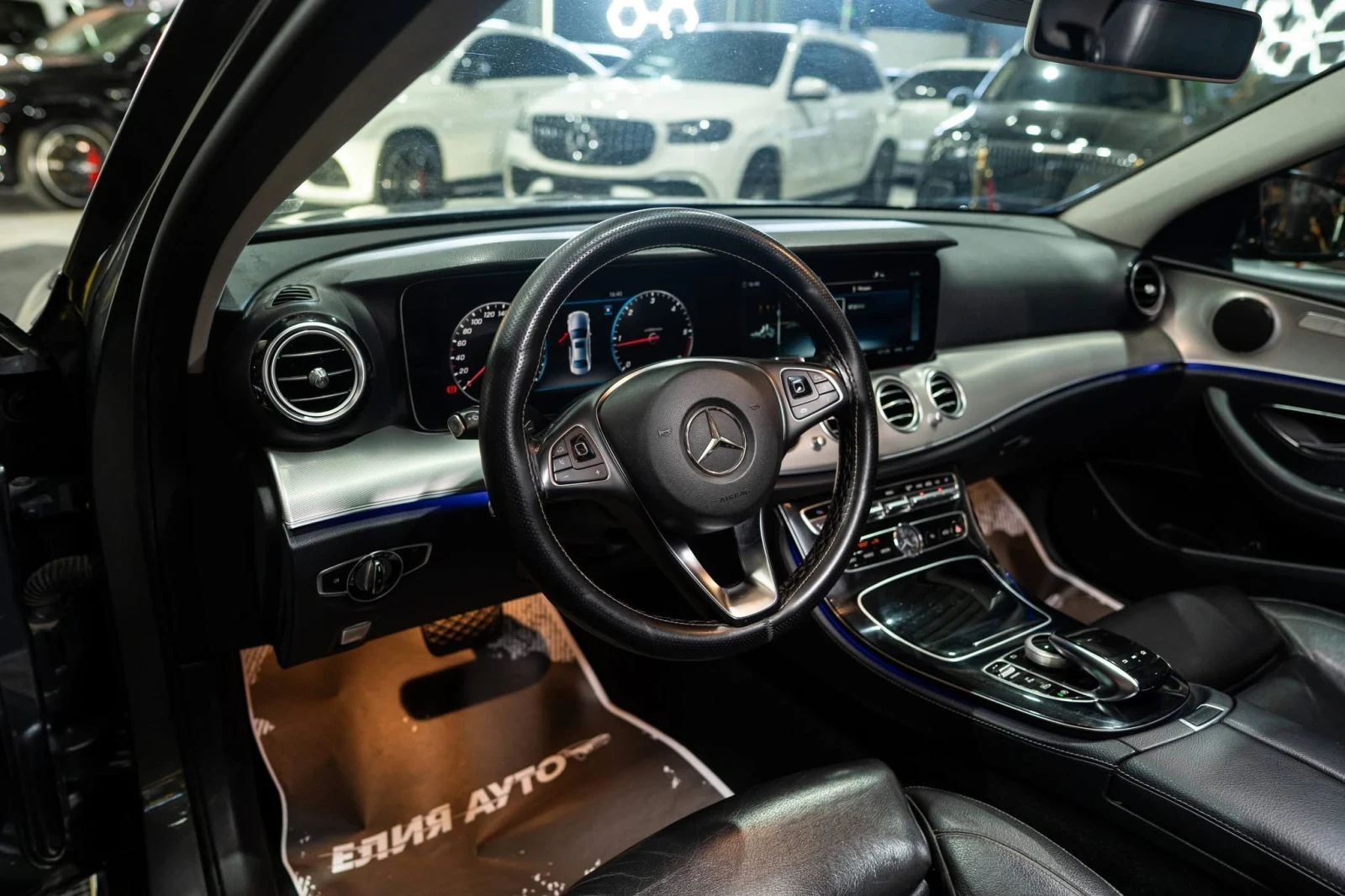 Mercedes-Benz E 220 D SPORT PACK LED NAVI ПАНО ЛИЗИНГ 100%, снимка 12 - Автомобили и джипове - 55674758
