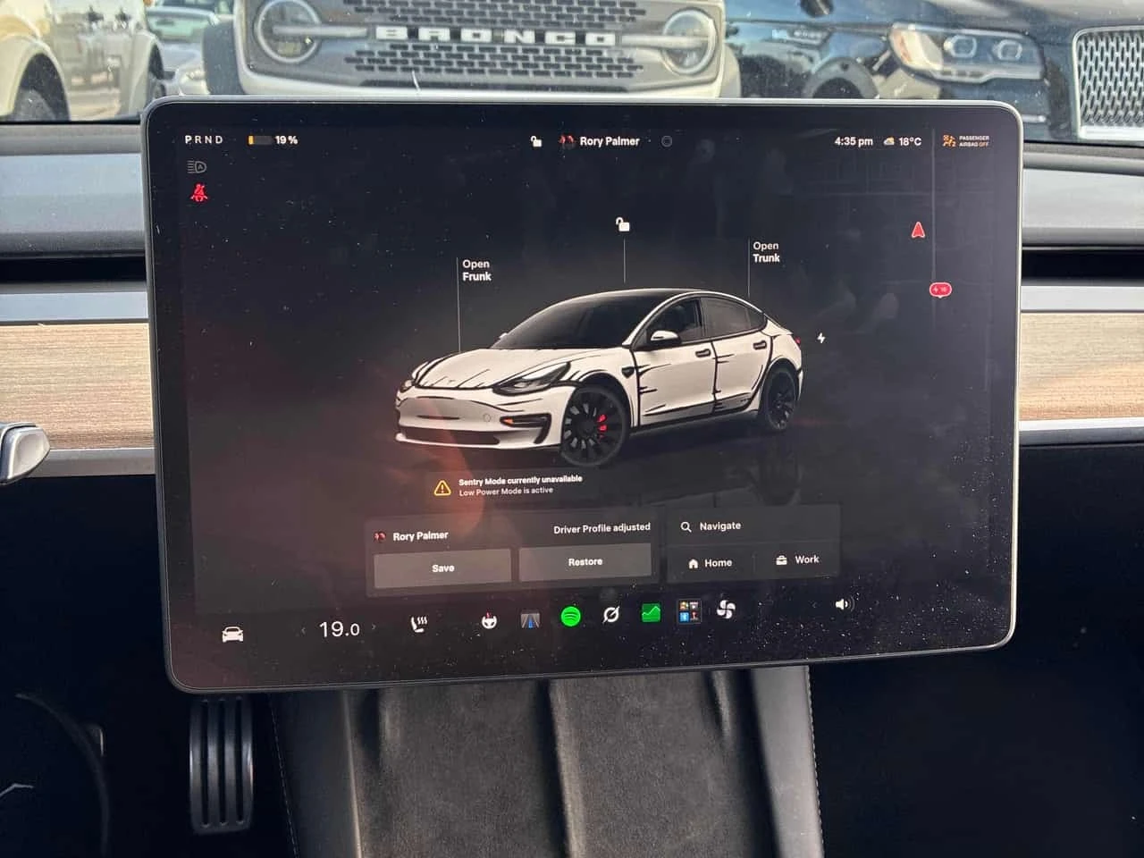 Tesla Model 3 * Performance * CARFAX * ПРЕДСТАВИТЕЛСТВО * , снимка 9 - Автомобили и джипове - 56409702