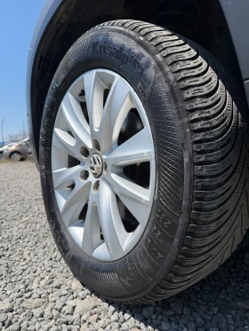 VW Tiguan 2.0 TDI АВТОМАТИК 4x4, снимка 16