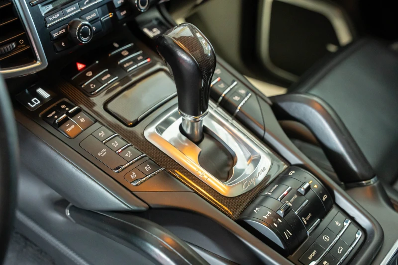 Porsche Cayenne Turbo S, снимка 8 - Автомобили и джипове - 51505661