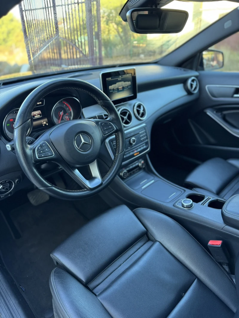 Mercedes-Benz GLA 200 4Matic / ENDURO / Панорама / CARPLAY , снимка 7 - Автомобили и джипове - 51767999