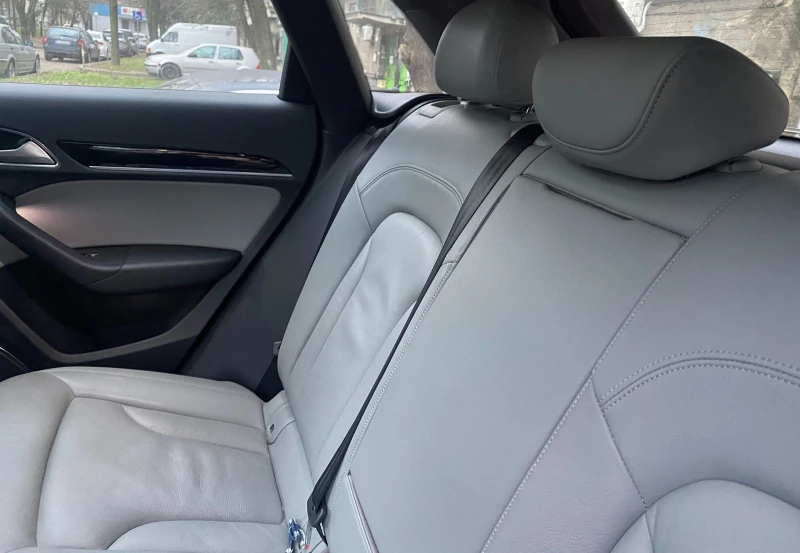 Audi Q3 S Line, Black Edition, снимка 7 - Автомобили и джипове - 53100653